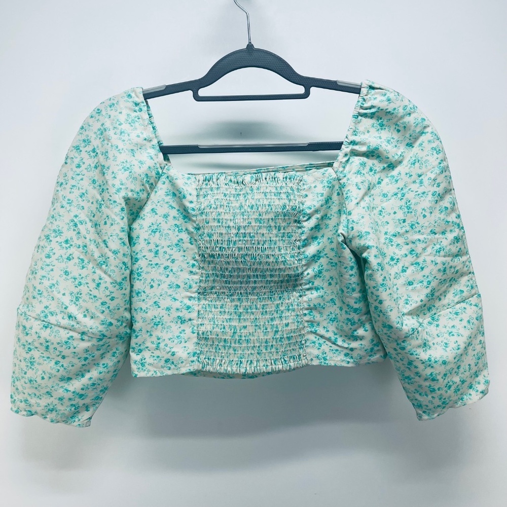 Levi’s Women’s Blouse Green Floral Statement Size S New - Picture 10 of 11